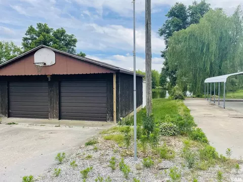 3881 Kell Rd, Centralia, IL 62801 photo 13