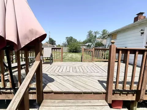 909 E 15th St, Centralia, IL 62801 photo 10