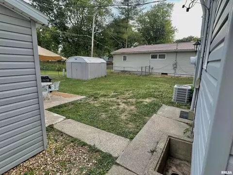 328 Jefferson Ave, Flora, IL 62839 photo 39