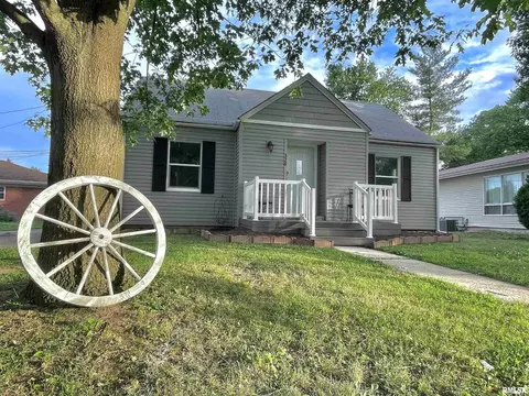 328 Jefferson Ave, Flora, IL 62839 photo 3