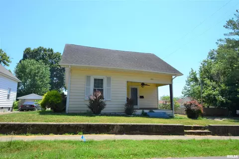 401 E 9th St, Johnston City, IL 62951 photo 4
