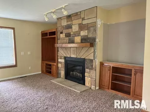 20407 Ewing Rd, Ewing, IL 62836 photo 11