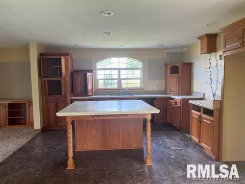 20407 Ewing Rd, Ewing, IL 62836 photo 12