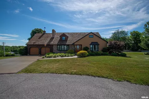 6 Dogwood Pl, Harrisburg, IL 62946
