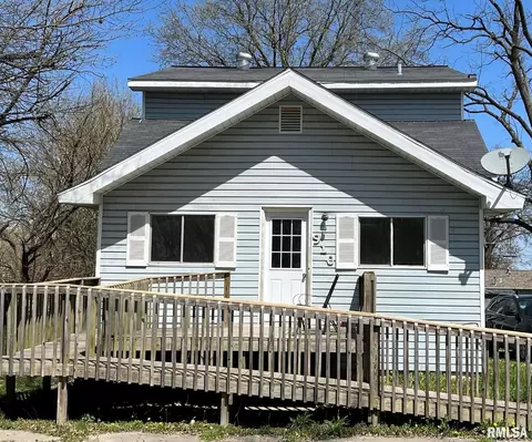 910 E Kell St, Centralia, IL 62801 photo 1