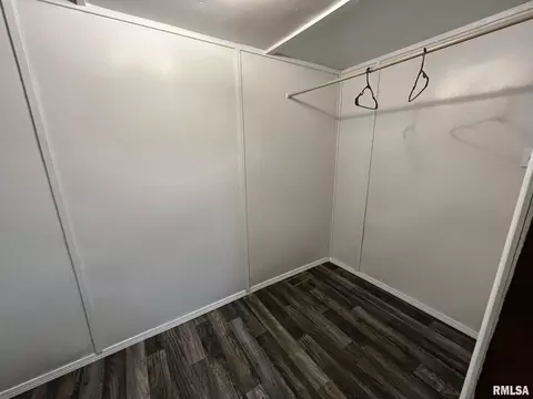910 E Kell St, Centralia, IL 62801 photo 28