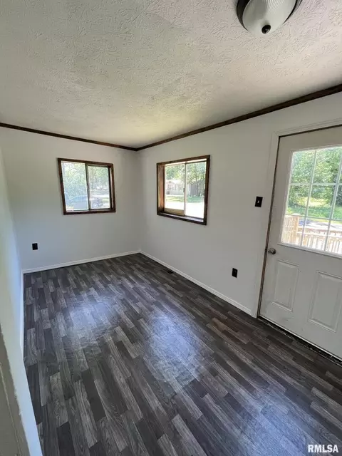 910 E Kell St, Centralia, IL 62801 photo 25