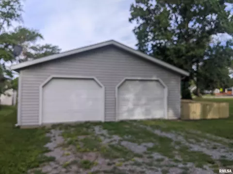 1319 S Elm St, Centralia, IL 62801 photo 9