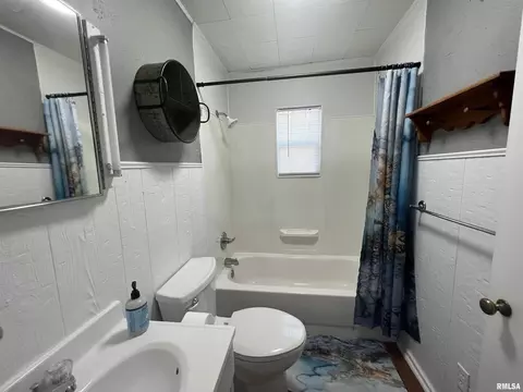 1319 S Elm St, Centralia, IL 62801 photo 5