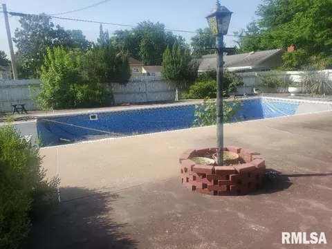 711 36th St, Cairo, IL 62914 photo 5