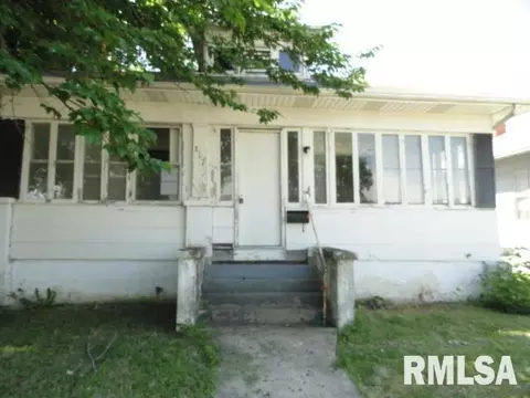 817 E Noleman St, Centralia, IL 62801 photo 1