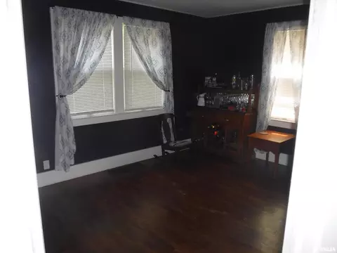 2143 N Cedar Ave, Salem, IL 62881 photo 5