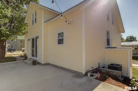 407 E Main St, Steeleville, IL 62288 photo 39