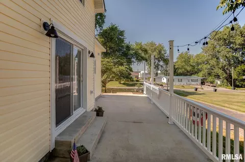 407 E Main St, Steeleville, IL 62288 photo 40