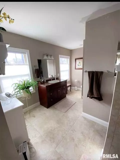 6 W Orchard Dr, Centralia, IL 62801 photo 18