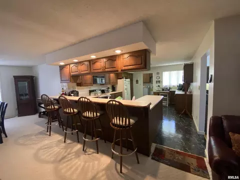 909 E Clark Trl, Herrin, IL 62948 photo 15