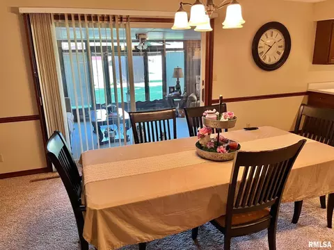 700 E Callie St, Sesser, IL 62884 photo 24