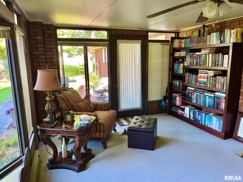 700 E Callie St, Sesser, IL 62884 photo 28