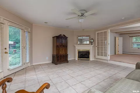 1907 Suzanne Dr, Marion, IL 62959 photo 29
