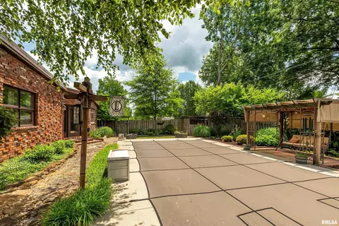 1907 Suzanne Dr, Marion, IL 62959 photo 31
