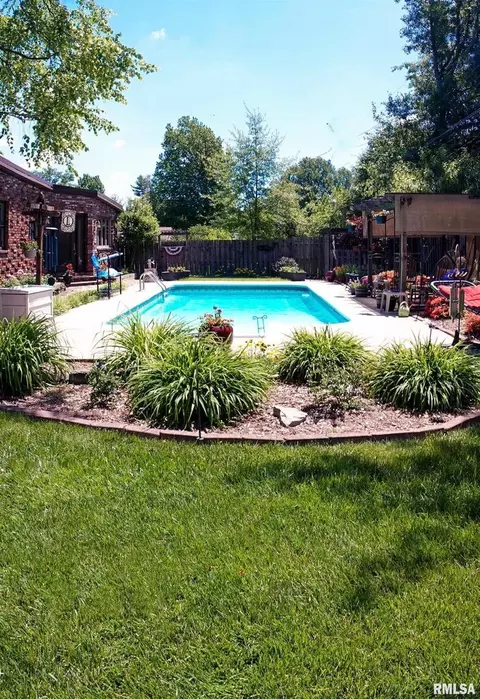 1907 Suzanne Dr, Marion, IL 62959 photo 33