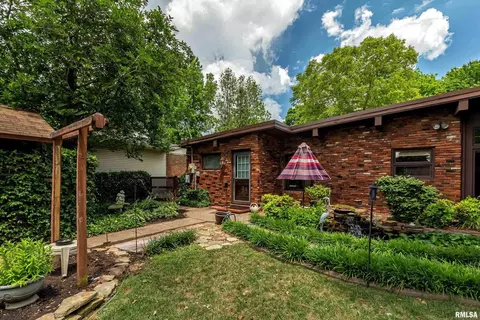 1907 Suzanne Dr, Marion, IL 62959 photo 35
