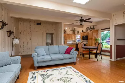 1907 Suzanne Dr, Marion, IL 62959 photo 9