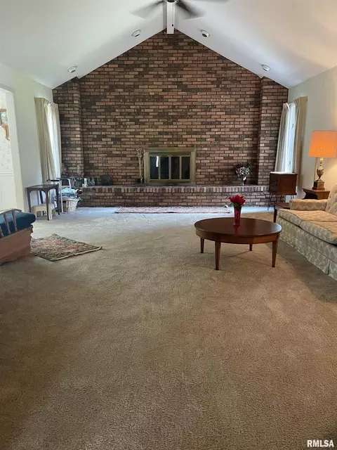 1814 Wolff Dr, Marion, IL 62959 photo 6