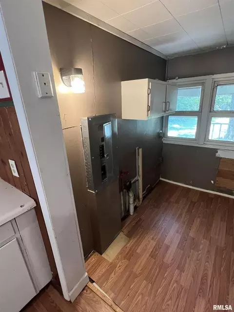 509 N 9th St, Benton, IL 62812 photo 19