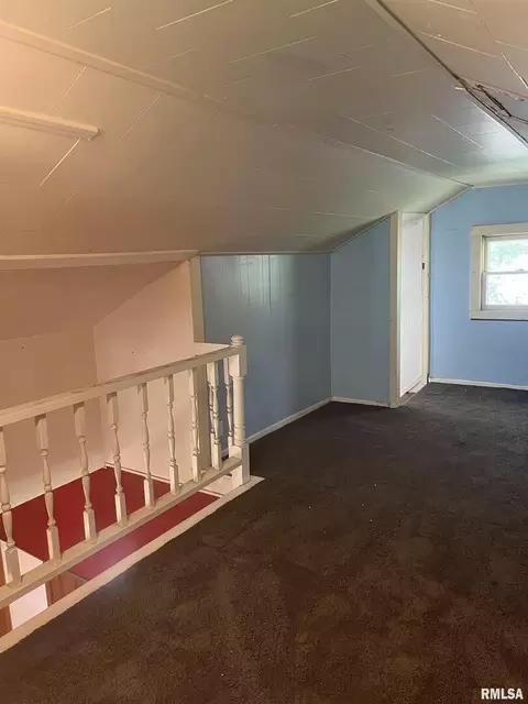 509 N 9th St, Benton, IL 62812 photo 28