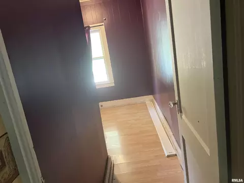 509 N 9th St, Benton, IL 62812 photo 36