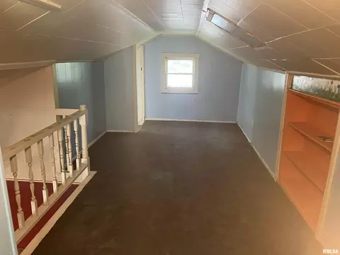 509 N 9th St, Benton, IL 62812 photo 22