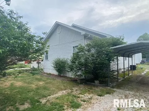 715 S Mulkey St, Christopher, IL 62822 photo 15