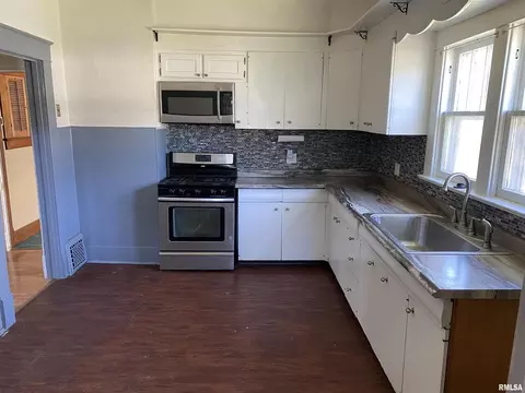 407 Melrose Ave, Centralia, IL 62801 photo 14