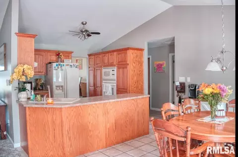 6382 Windmere Ln, Marion, IL 62959 photo 12