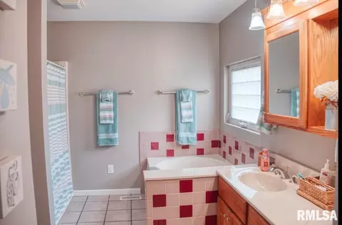 6382 Windmere Ln, Marion, IL 62959 photo 21