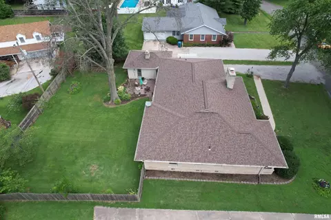 4 Orchard Dr, Centralia, IL 62801 photo 11