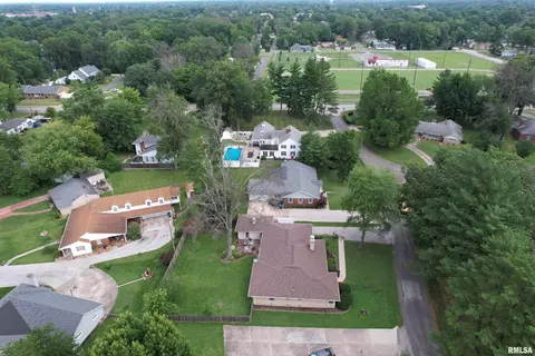 4 Orchard Dr, Centralia, IL 62801 photo 12