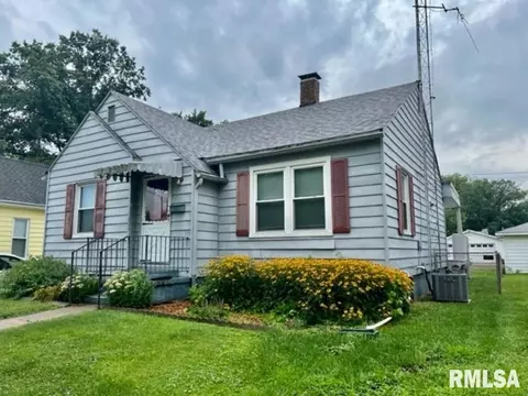 1020 E 2nd St, Centralia, IL 62801 photo 2
