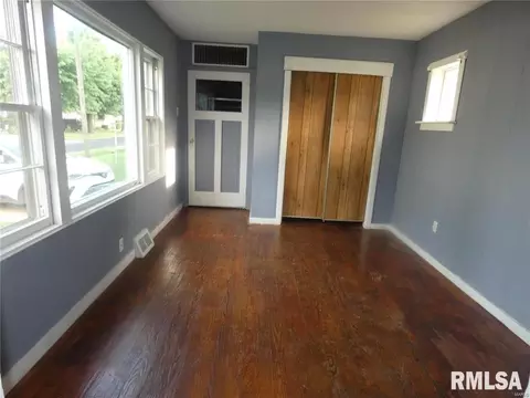 108 E 1st St, Steeleville, IL 62288 photo 12