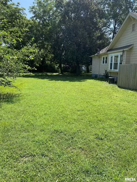 712 S 18th St, Herrin, IL 62948 photo 31