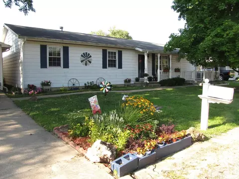 222 Lamar Dr, Salem, IL 62881 photo 29