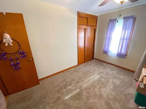 844 W 6th St, Flora, IL 62839 photo 35