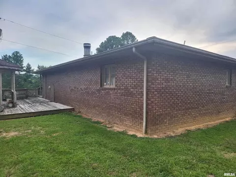2500 1st St, Eldorado, IL 62930 photo 3