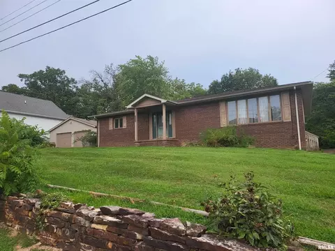 2500 1st St, Eldorado, IL 62930 photo 1