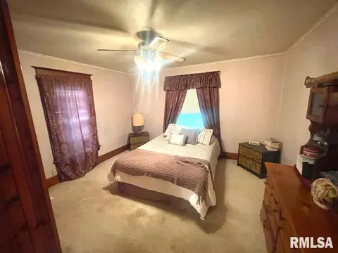 639 E 11th St, Centralia, IL 62801 photo 7