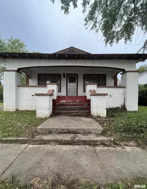 1216 E Broadway St, Centralia, IL 62801 photo 1