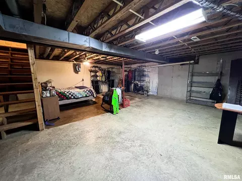 701 Deerpath Rd, Iuka, IL 62849 photo 24