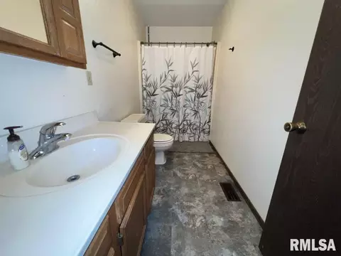701 Deerpath Rd, Iuka, IL 62849 photo 28