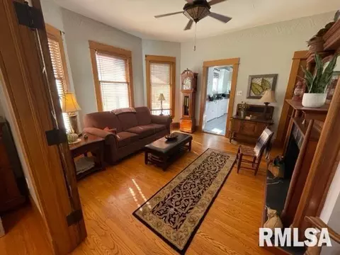 613 S Main St, Anna, IL 62906 photo 7